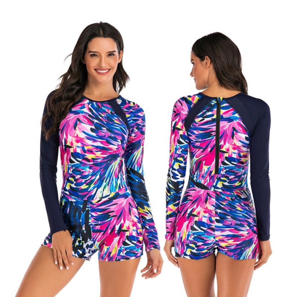 NWOT✨ Women One Piece Long Sleeve Surf Bathing Suit